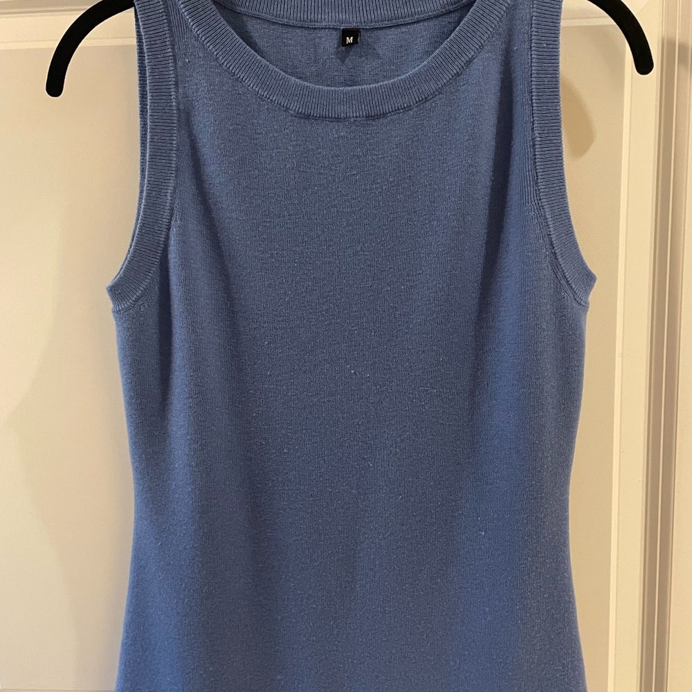 Elegant Blue Sleeveless Tank Top